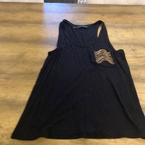 Super rare black tank with cool pocket detail